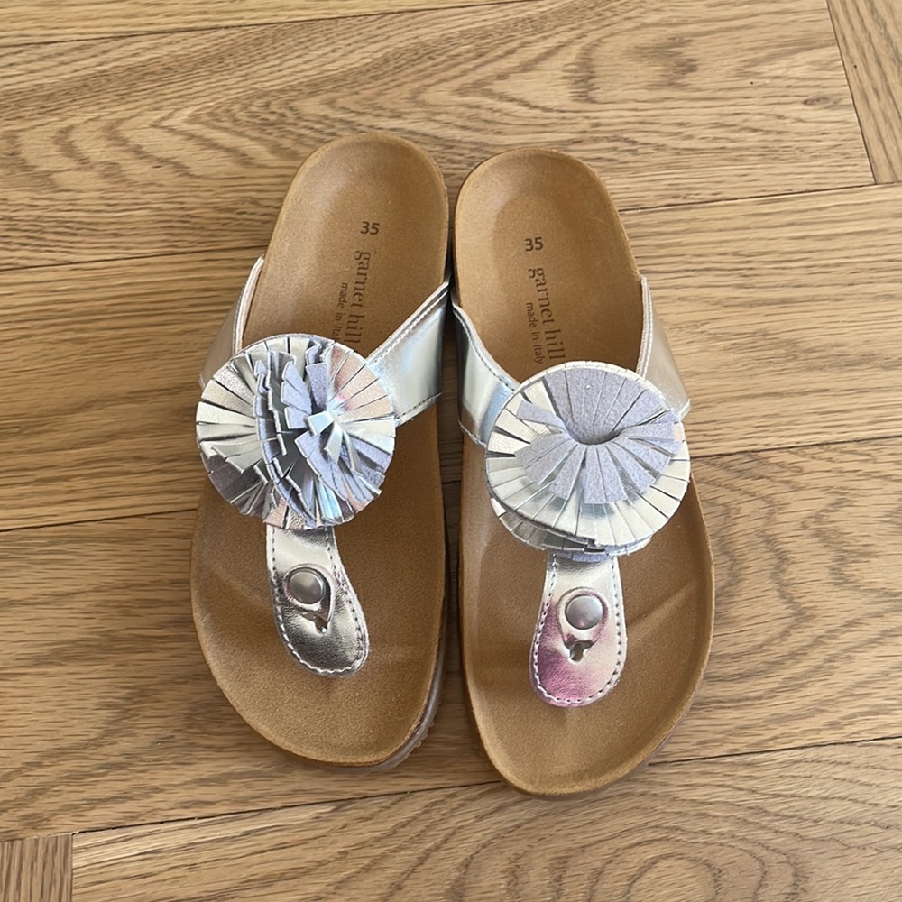 Girls sandals